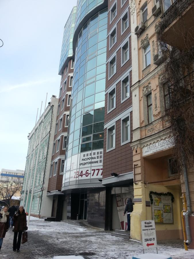Mini Elegant Hotel Kyiv Exterior photo